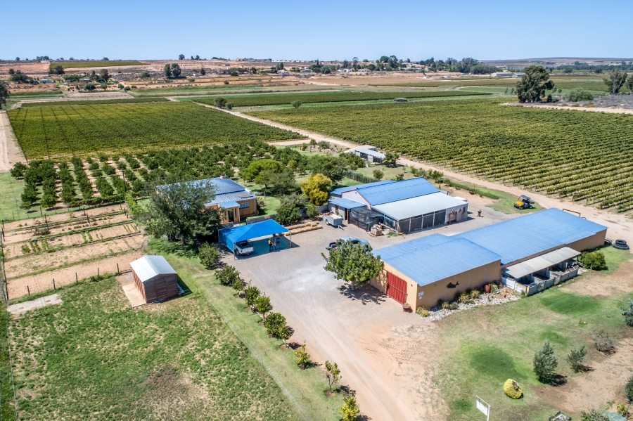 6 Bedroom Property for Sale in Koekenaap Western Cape